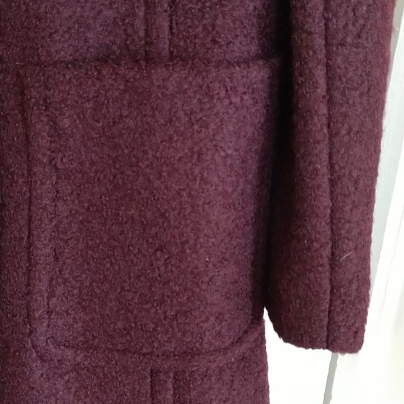 Coat - Picture 5 of 6